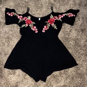 Rosegal Black Romper with Floral Embroidery